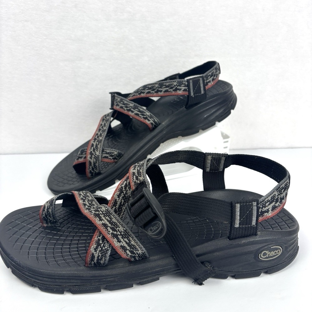 Chaco Sandals Mens 12 Black Gray Red Pattern Toe Loop Adjustable Hiking Z2 Cloud